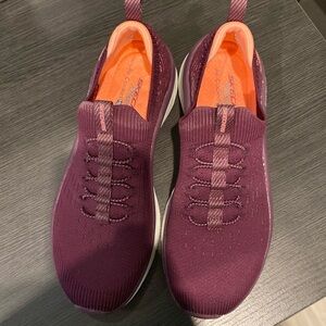 Skechers women’s sneakers